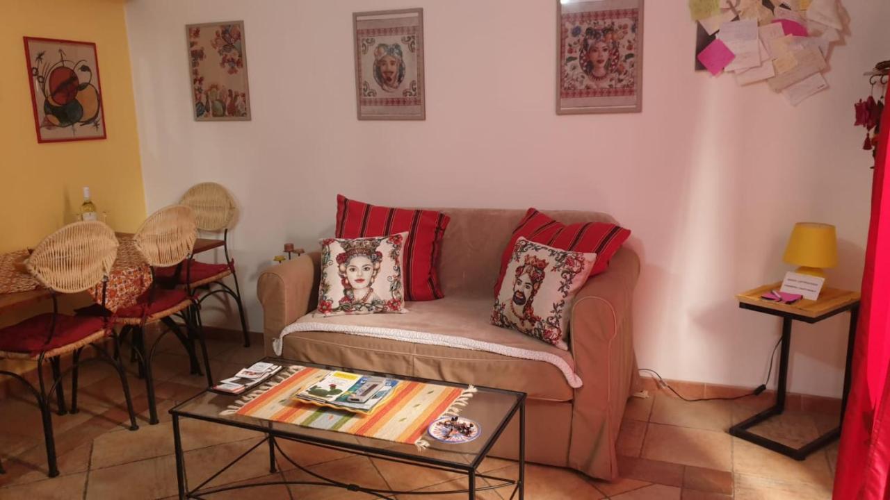 Apartment Casa Professa 1